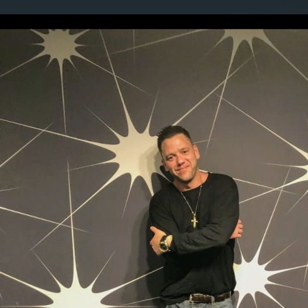 Meet your Posher, Devon